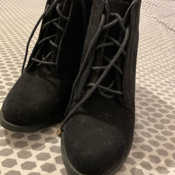 Call it Spring Black booties - Picture 2 of 6